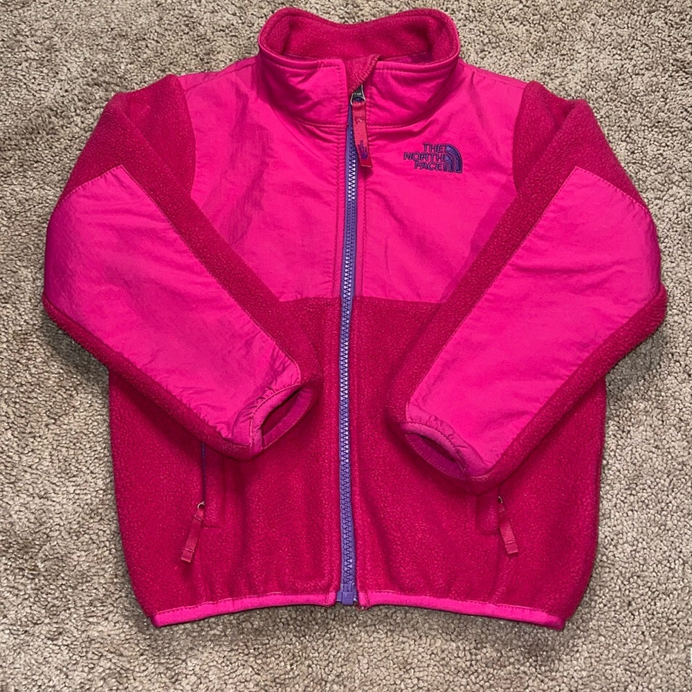 THE NORTH FACE Toddler’s Zip Up Fleece Jacket